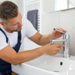 Sanitärarbeiten verständlich erklärt: Planung, Installation und Wartung vor Ort
